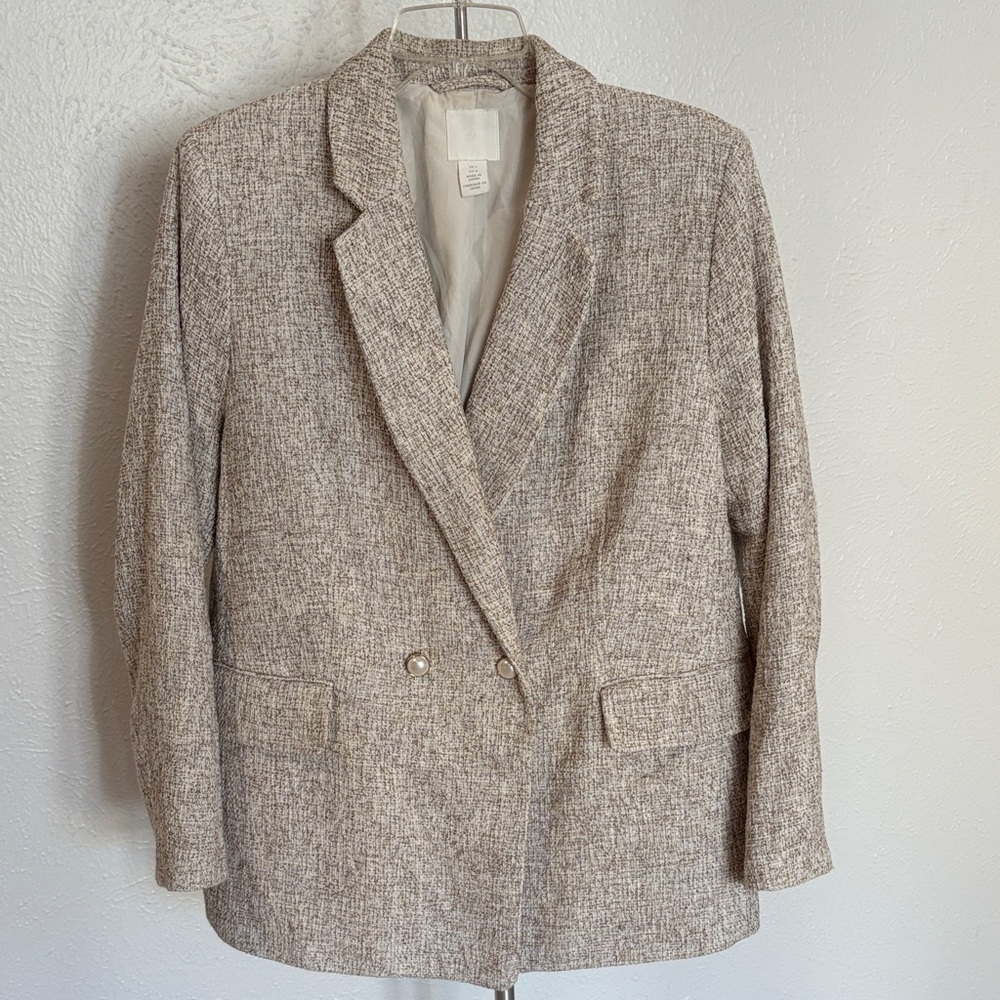 H&M Women's Tan Blazer with Pearl Like Buttons